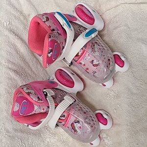 Youth girls roller skates